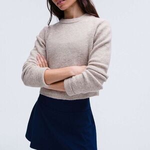 Lululemon Alpaca Wool-Blend Cropped Sweater
Heathered Crepe